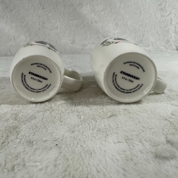 2 Starbucks Coffee Mug Siren Christmas Holiday Wreath Cup 8 oz Square Handle - Picture 3 of 8